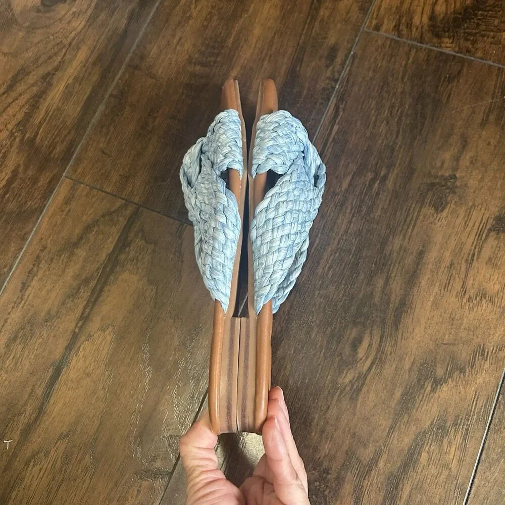 Marc Fisher Lasket Flat Blue Sandals 8 Resort Wear Summer Beach